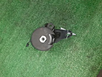 ПОДУШКА ДВС НА TOYOTA AVENSIS AZT250 1AZ-FSE