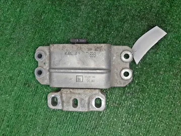ПОДУШКА ДВС НА VOLKSWAGEN GOLF 5K1 CAX