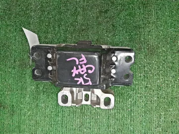 ПОДУШКА ДВС НА VOLKSWAGEN GOLF 5K1 CAX