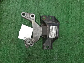 ПОДУШКА ДВС НА NISSAN SERENA C25 MR20DE