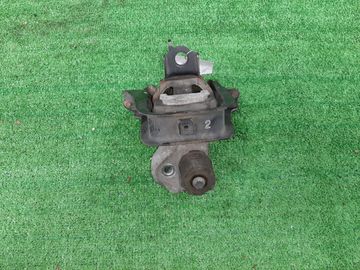 ПОДУШКА ДВС НА TOYOTA PORTE NNP10 2NZ-FE