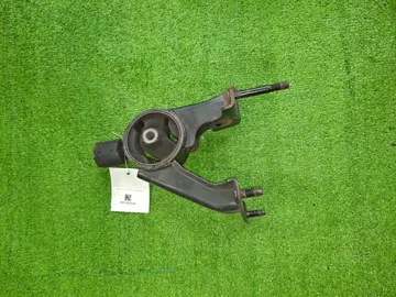 ПОДУШКА ДВС НА TOYOTA ISIS ZGM10G 2ZR-FAE