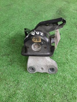 ПОДУШКА ДВС НА TOYOTA VOXY ZRR80G 3ZR-FAE