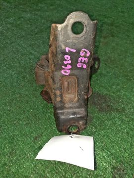 ПОДУШКА ДВС НА HONDA FIT GE6 L13A