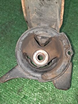 ПОДУШКА ДВС НА HONDA FIT GE6 L13A