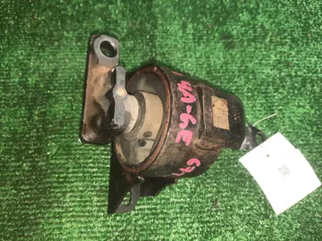 ПОДУШКА ДВС НА TOYOTA CARIB AE111 4A-GE