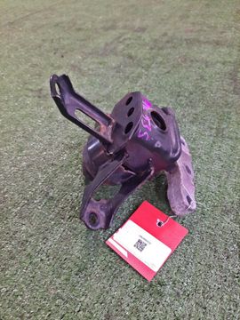 ПОДУШКА ДВС НА SUZUKI SPACIA MK53S R06A