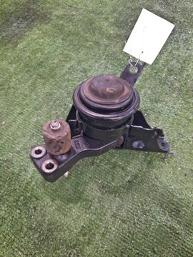ПОДУШКА ДВС НА TOYOTA AQUA NHP10 1NZ-FXE