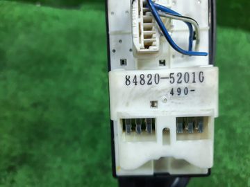 БЛОК УПРАВЛЕНИЯ СТЕКЛАМИ НА TOYOTA VITZ SCP10