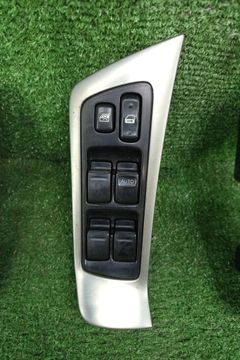 БЛОК УПРАВЛЕНИЯ СТЕКЛАМИ НА TOYOTA HARRIER MCU10W