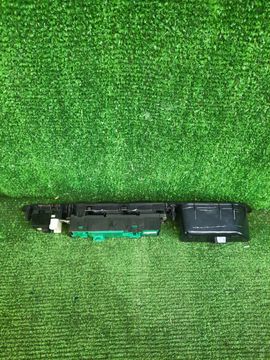 БЛОК УПРАВЛЕНИЯ СТЕКЛАМИ НА SUBARU FORESTER SG5