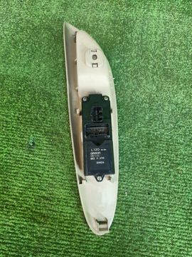 БЛОК УПРАВЛЕНИЯ СТЕКЛАМИ НА MAZDA MPV LW3W