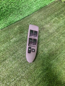 БЛОК УПРАВЛЕНИЯ СТЕКЛАМИ НА TOYOTA COROLLA AE100