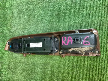 БЛОК УПРАВЛЕНИЯ СТЕКЛАМИ НА HONDA ODYSSEY RA6