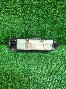 БЛОК УПРАВЛЕНИЯ СТЕКЛАМИ НА NISSAN AVENIR W11