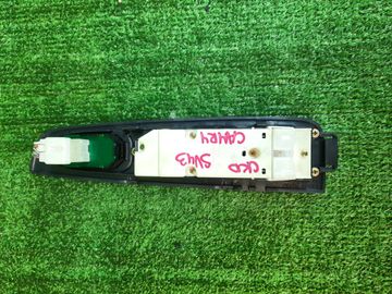 БЛОК УПРАВЛЕНИЯ СТЕКЛАМИ НА TOYOTA CAMRY SV43