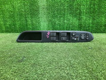 БЛОК УПРАВЛЕНИЯ СТЕКЛАМИ НА SUBARU FORESTER SG5