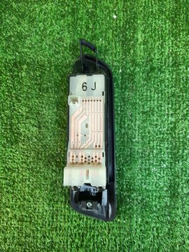 БЛОК УПРАВЛЕНИЯ СТЕКЛАМИ НА NISSAN PRIMERA P11