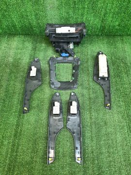 БЛОК УПРАВЛЕНИЯ СТЕКЛАМИ НА TOYOTA COROLLA FIELDER NZE141G