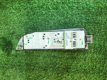 БЛОК УПРАВЛЕНИЯ СТЕКЛАМИ НА TOYOTA COROLLA AE110