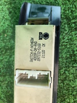 БЛОК УПРАВЛЕНИЯ СТЕКЛАМИ НА ISUZU WIZARD UES73FW