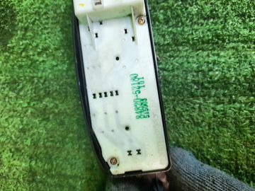 БЛОК УПРАВЛЕНИЯ СТЕКЛАМИ НА TOYOTA VITZ SCP10