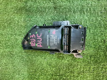 БЛОК УПРАВЛЕНИЯ СТЕКЛАМИ НА HONDA CIVIC EU3