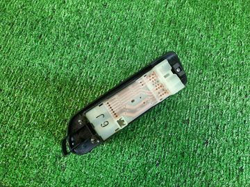 БЛОК УПРАВЛЕНИЯ СТЕКЛАМИ НА NISSAN PRIMERA P11