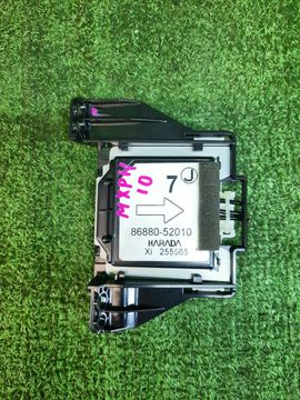 БЛОК УПРАВЛЕНИЯ НА TOYOTA YARIS MXPH10