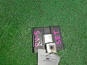 БЛОК УПРАВЛЕНИЯ НА HONDA VEZEL RV5