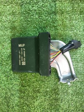 БЛОК УПРАВЛЕНИЯ НА HONDA VEZEL RV5