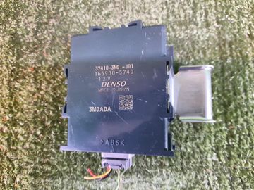 БЛОК УПРАВЛЕНИЯ НА HONDA VEZEL RV5