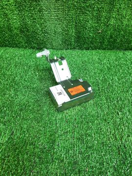 БЛОК УПРАВЛЕНИЯ НА NISSAN LEAF ZE1