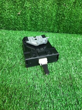 БЛОК УПРАВЛЕНИЯ НА NISSAN LEAF ZE1