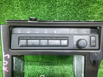 БЛОК УПРАВЛЕНИЯ КЛИМАТ КОНТРОЛЕМ НА TOYOTA MARK II GX81