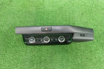 БЛОК УПРАВЛЕНИЯ КЛИМАТ КОНТРОЛЕМ НА HONDA FIT GR1