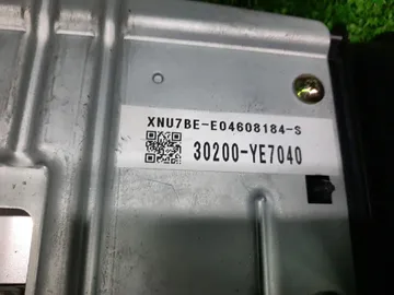 БЛОК УПРАВЛЕНИЯ КЛИМАТ КОНТРОЛЕМ НА NISSAN SKYLINE V35