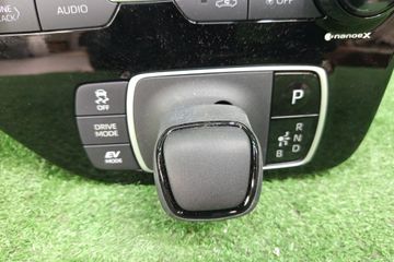 БЛОК УПРАВЛЕНИЯ КЛИМАТ КОНТРОЛЕМ НА TOYOTA AQUA MXPK11