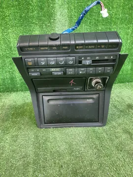 БЛОК УПРАВЛЕНИЯ КЛИМАТ КОНТРОЛЕМ НА TOYOTA CROWN GS131