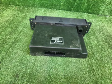 БЛОК УПРАВЛЕНИЯ КЛИМАТ КОНТРОЛЕМ НА MITSUBISHI PAJERO IO H77W