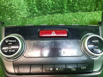 БЛОК УПРАВЛЕНИЯ КЛИМАТ КОНТРОЛЕМ НА SUBARU FORESTER SH5