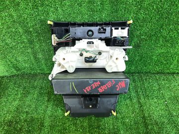 БЛОК УПРАВЛЕНИЯ КЛИМАТ КОНТРОЛЕМ НА TOYOTA COROLLA FIELDER NZE121G