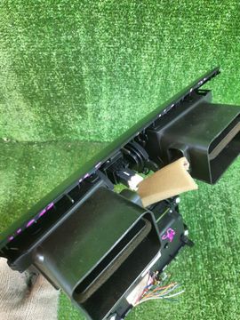 БЛОК УПРАВЛЕНИЯ КЛИМАТ КОНТРОЛЕМ НА SUBARU FORESTER SJG