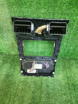 БЛОК УПРАВЛЕНИЯ КЛИМАТ КОНТРОЛЕМ НА SUBARU FORESTER SJG