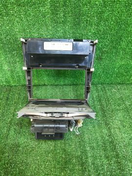 БЛОК УПРАВЛЕНИЯ КЛИМАТ КОНТРОЛЕМ НА TOYOTA COROLLA AE110