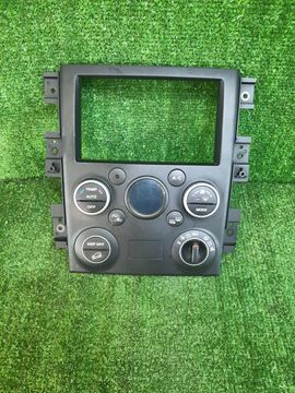 БЛОК УПРАВЛЕНИЯ КЛИМАТ КОНТРОЛЕМ НА SUZUKI ESCUDO TD54W