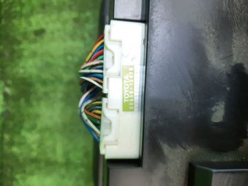 БЛОК УПРАВЛЕНИЯ КЛИМАТ КОНТРОЛЕМ НА TOYOTA COROLLA NZE121