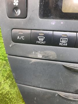 БЛОК УПРАВЛЕНИЯ КЛИМАТ КОНТРОЛЕМ НА TOYOTA COROLLA FIELDER NZE121G