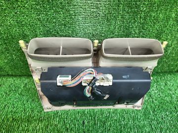 БЛОК УПРАВЛЕНИЯ КЛИМАТ КОНТРОЛЕМ НА TOYOTA VISTA SV50