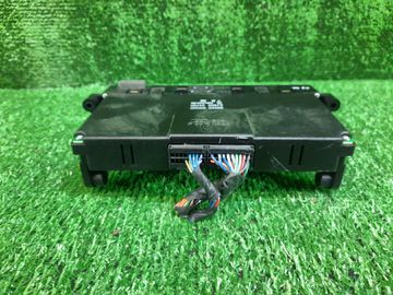 БЛОК УПРАВЛЕНИЯ КЛИМАТ КОНТРОЛЕМ НА NISSAN AVENIR W10